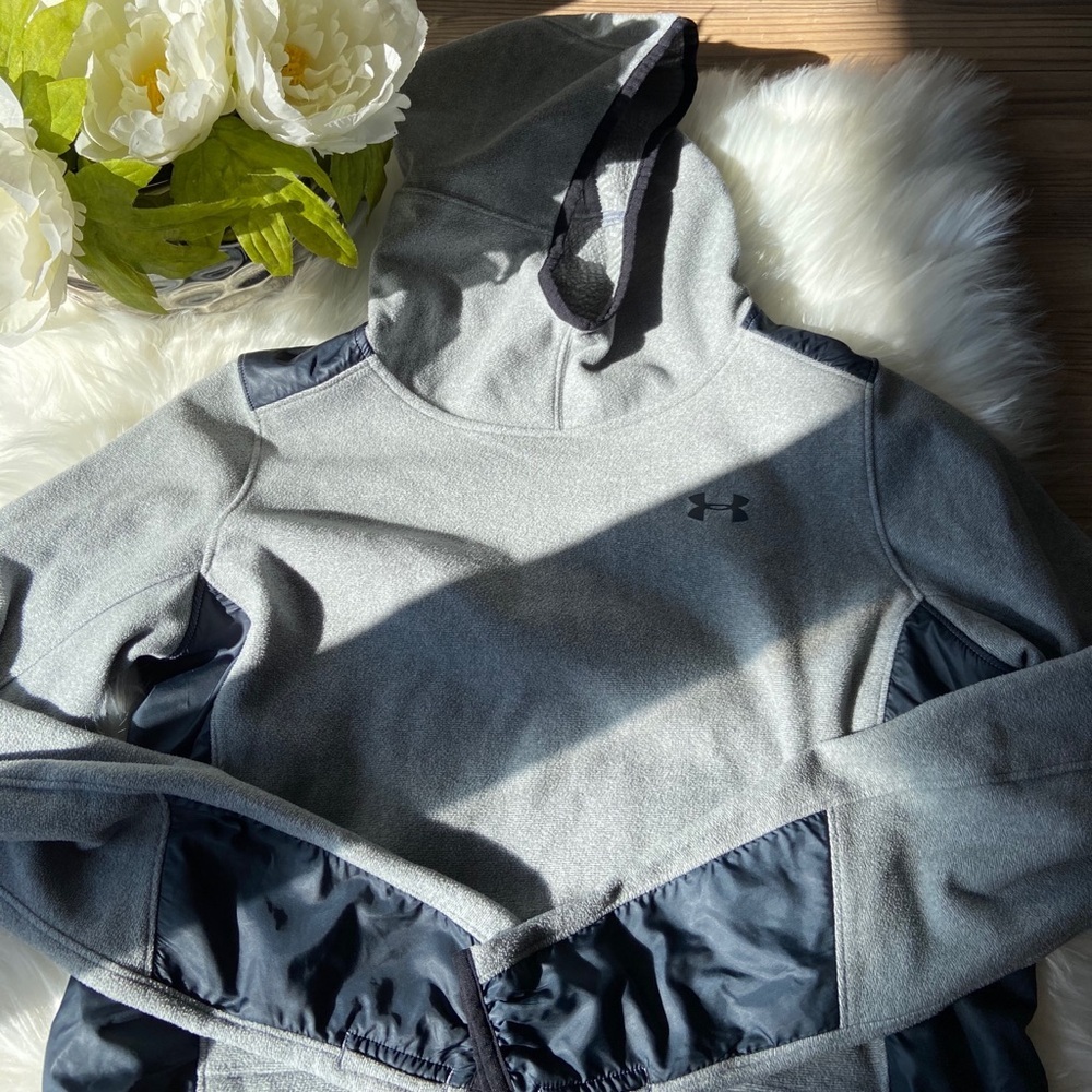 Men’s under armour black and grey hoodie - Picture 2 of 4